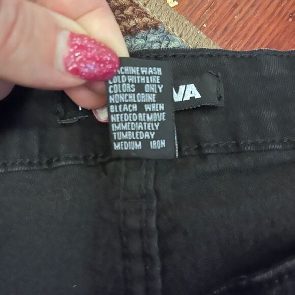Fashion Nova 1X Black Jeans Busted Zipper - Picture 7 of 7